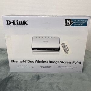 D-Link Wireless Dual Band N 300+ Mbps Wi-Fi Gigabit Range Extender / Access